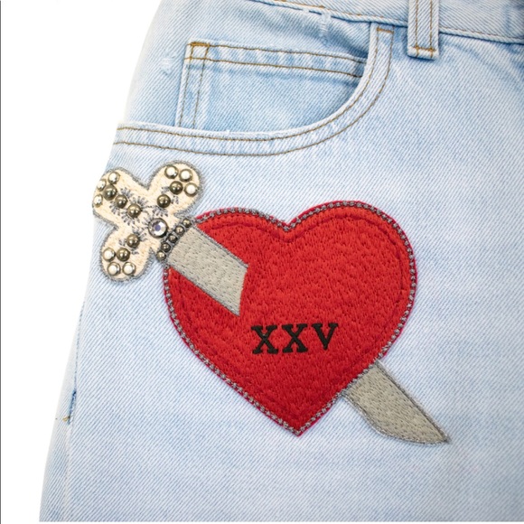 NEW GUCCI Light Rinse Jeans. Never Worn! Altered! - Picture 2 of 3